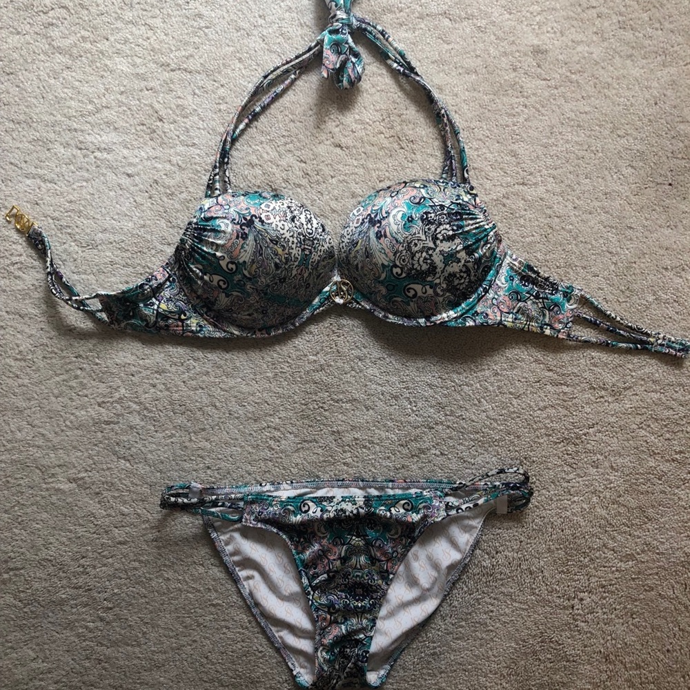 Victoria’s Secret Discontinued Push-up Bikini